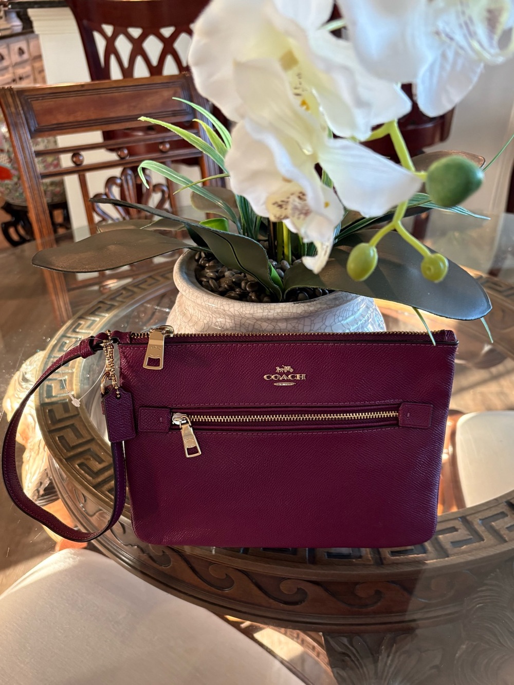 🤍🤍COACH GALLERY BERRY SIGNATURE CROSSGRAIN POUCH/WRISTLET!🤍🤍F79896